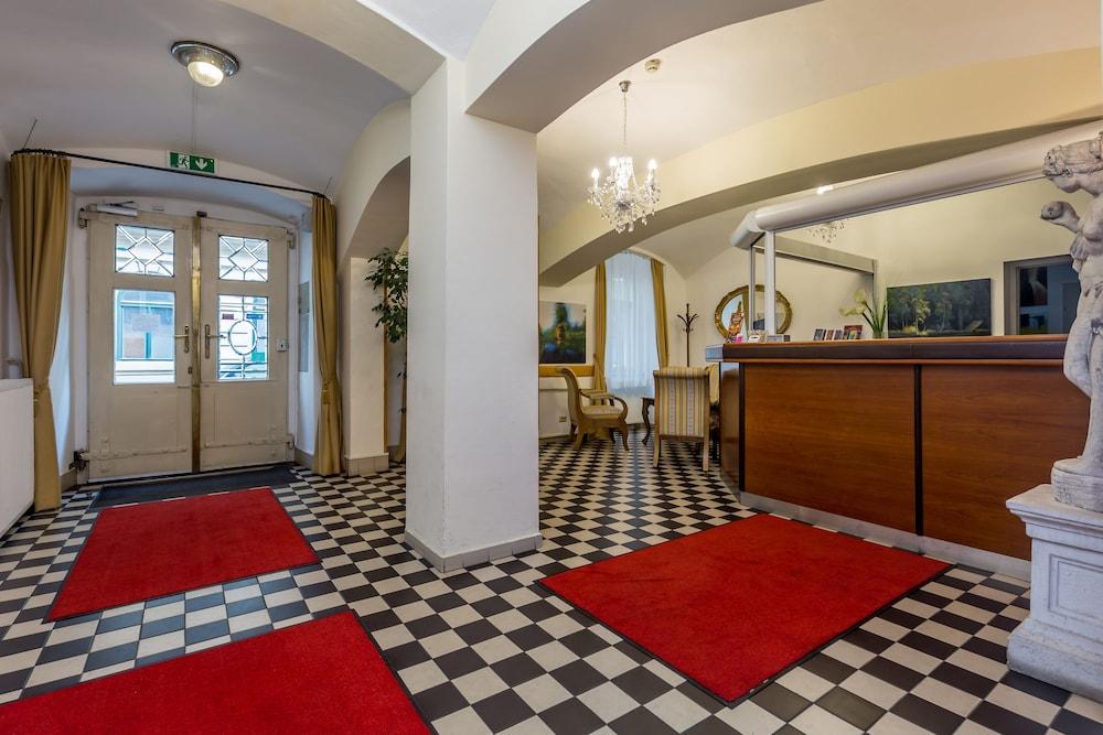 Hotel Graf Stadion Wenen